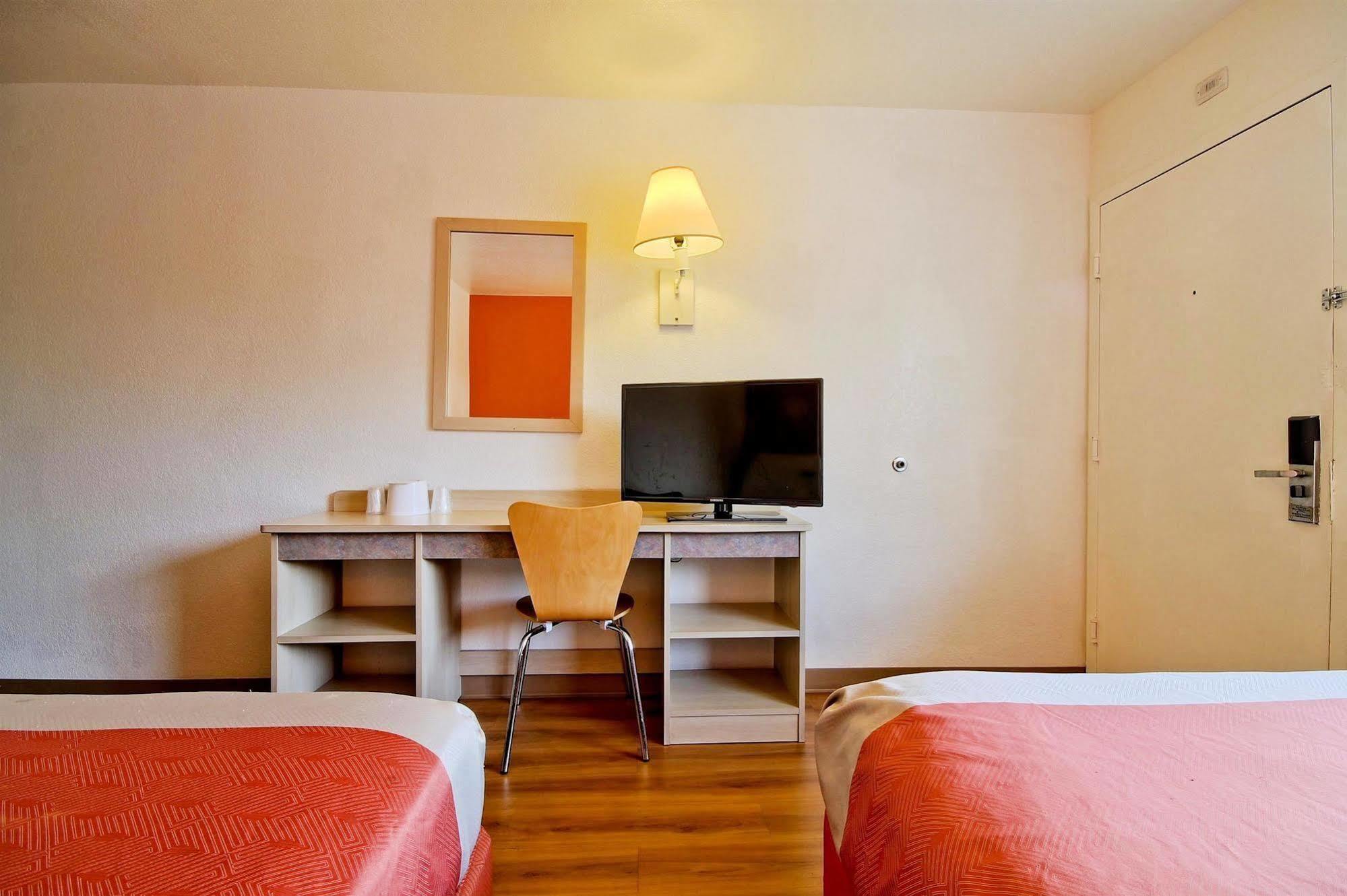 Travelodge By Wyndham Pompano Beach Kültér fotó