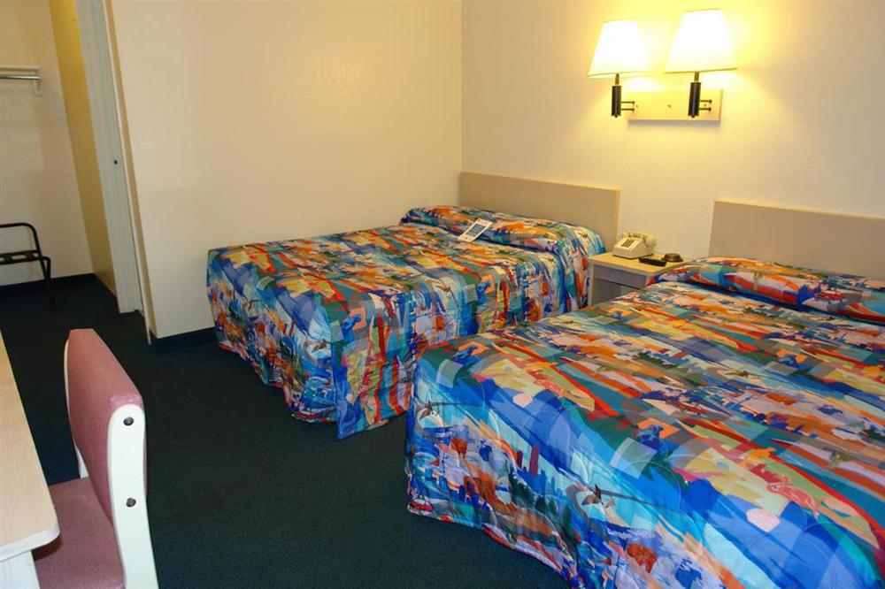 Travelodge By Wyndham Pompano Beach Szoba fotó