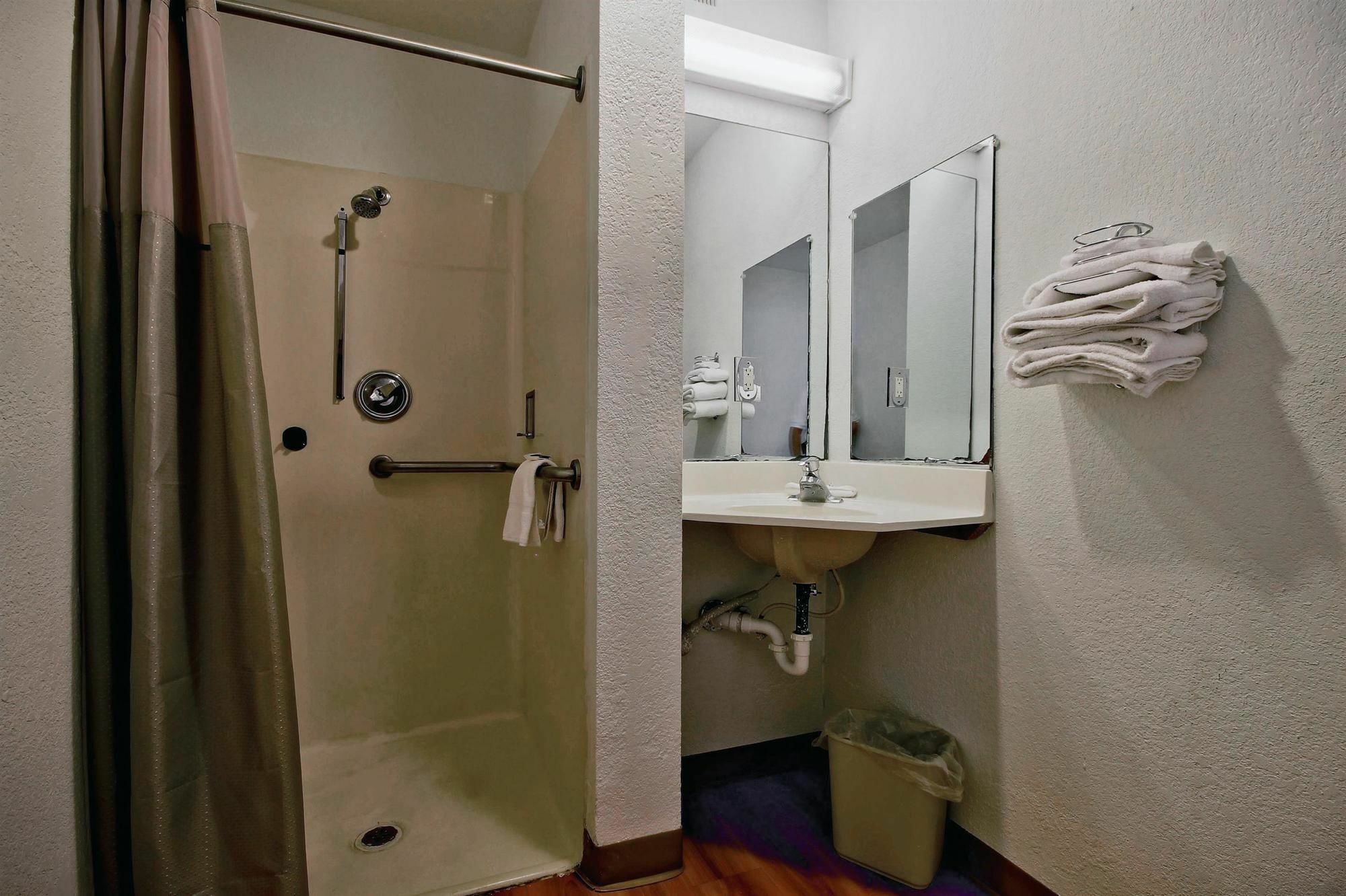 Travelodge By Wyndham Pompano Beach Kültér fotó